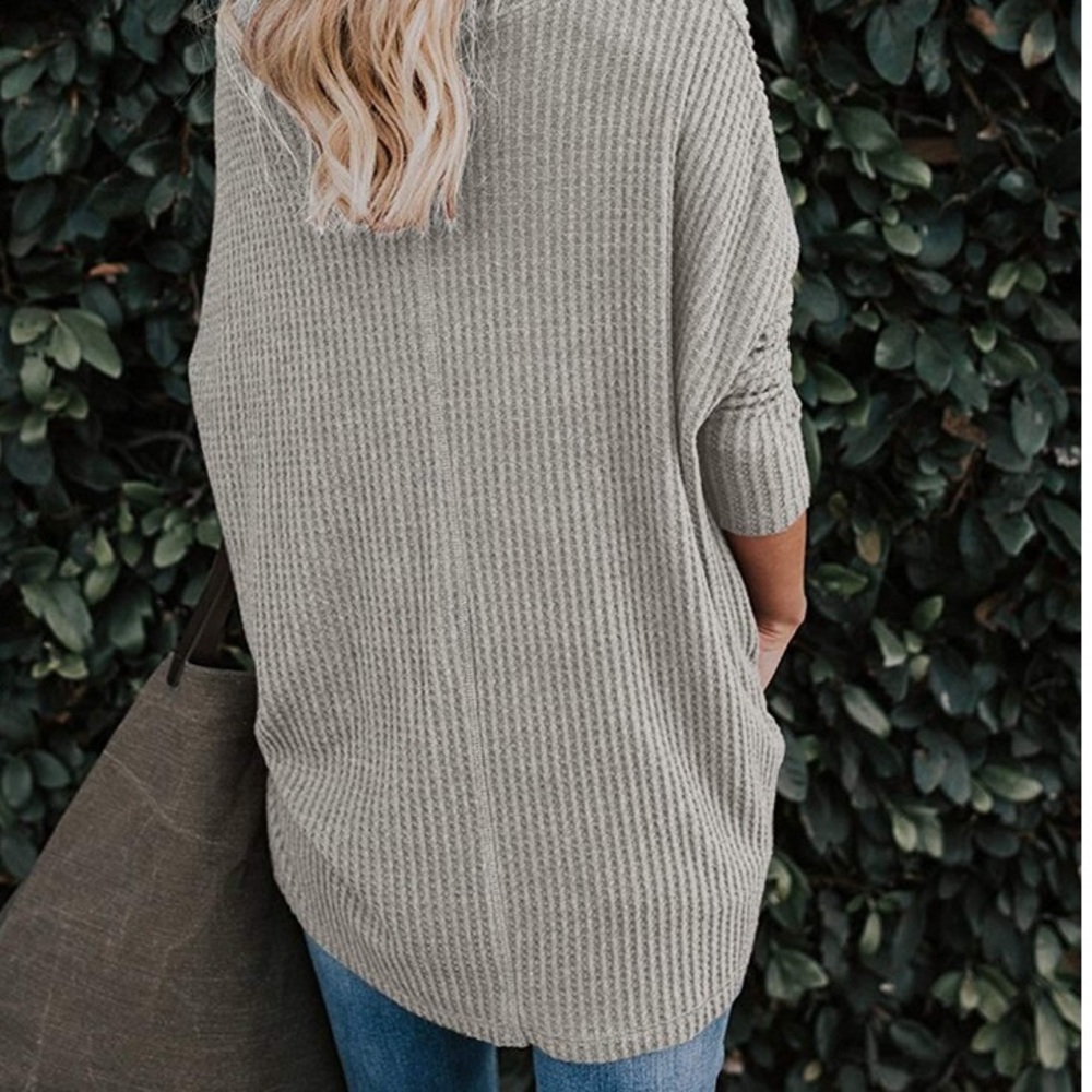 ✨THE WAFFLE KNIT KNOT HENLEY TOP IN GRAY NWT*✨ - Picture 4 of 5
